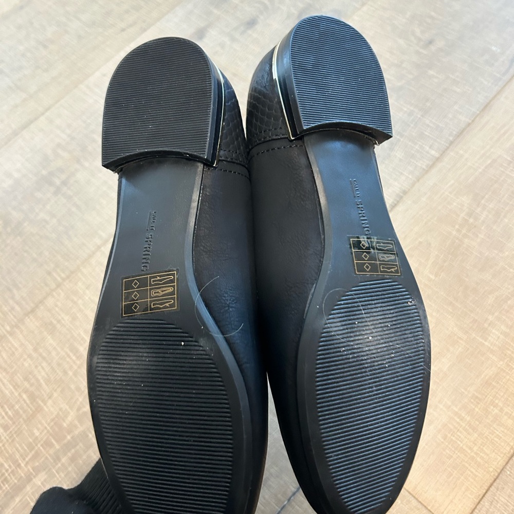 Size 7 spring women’s shoes. New